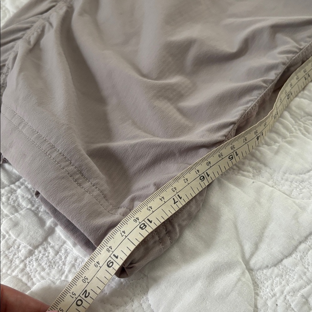 Lululemon Dance Studio Capri Cropped Light Gray Pants Size 4 - Picture 8 of 10
